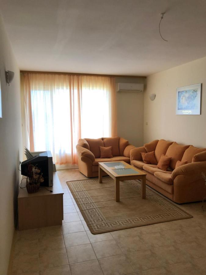 Coral Beach Корал Бийч Szveti Vlasz Kültér fotó