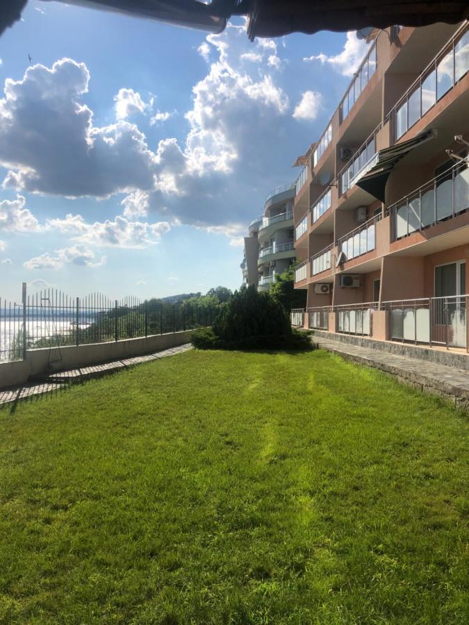 Coral Beach Корал Бийч Szveti Vlasz Kültér fotó
