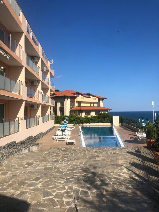 Coral Beach Корал Бийч Szveti Vlasz Kültér fotó